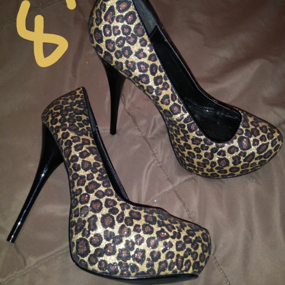 High Heels - Picture 8 of 8